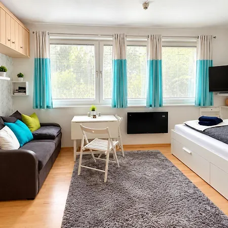 Alpine Mit Sauna & Indoor-pool *