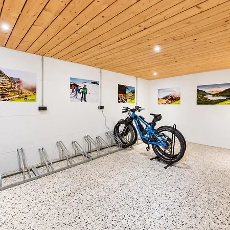 Alpine Mit Sauna & Indoor-pool